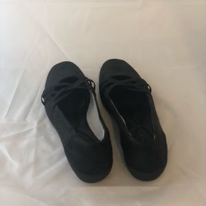 Easy Spirit Shoes - Easy Spirit black slip on flats size 9 Easy Spirit Shoes - Easy Spirit black slip on flats size 9
